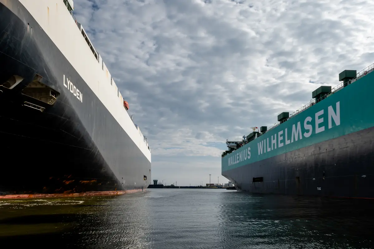 Vaixells de transport de cotxes al port de Bremerhaven